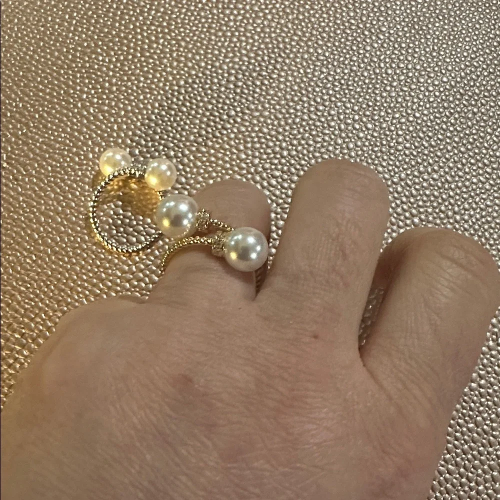 Pearl Accent Twisted Band Ring - Gold or Silver